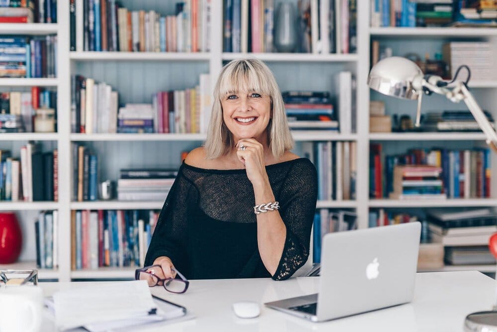 A Remarkable Woman Book Review – Jules Van Mil’s Debut Novel is an Impressive Memory-Elevating Work of Historical Fiction