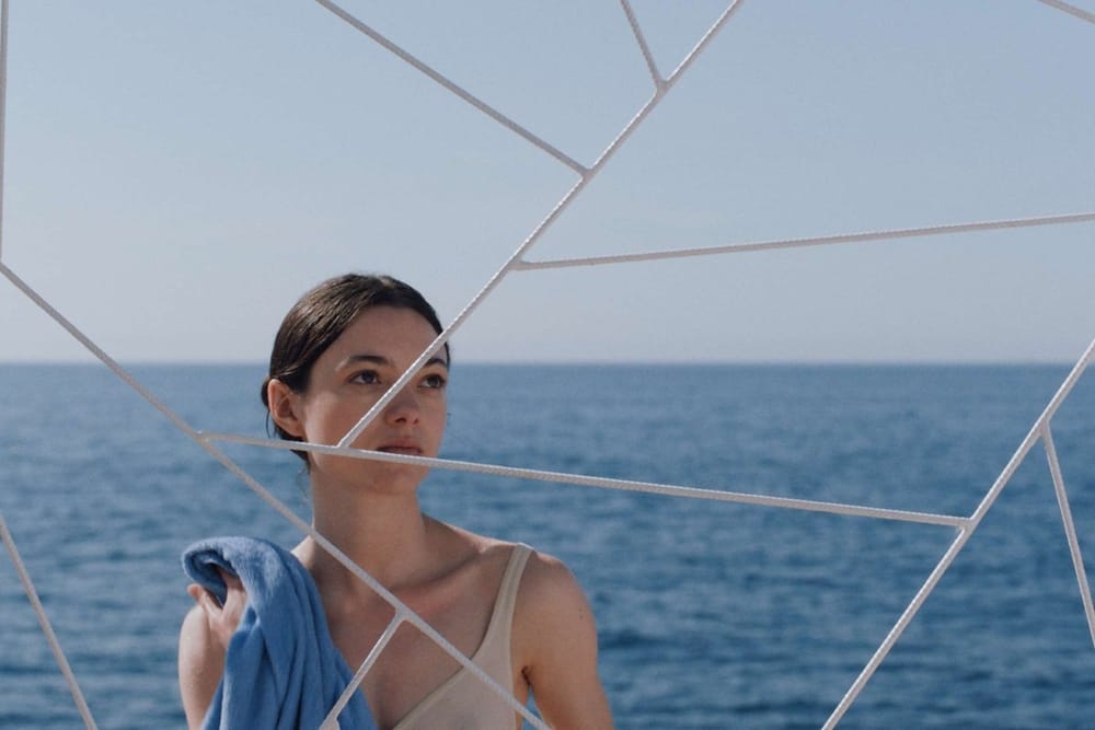 Bonjour Tristesse: Where the Sun Shines Softly on Sadness